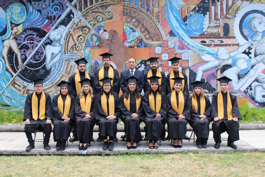 Se llevó a cabo solemne Ceremonia de Graduación de Doctorados, Maestrías y Licenciaturas de la Generación 2018-2 de la FADU