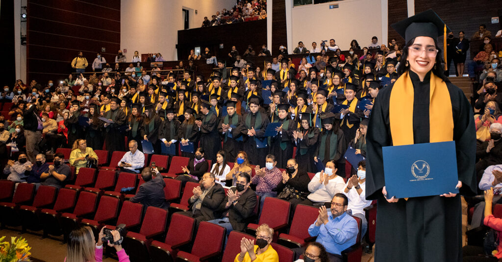 Magna Ceremonia de Graduación y Titulación Generación 2022