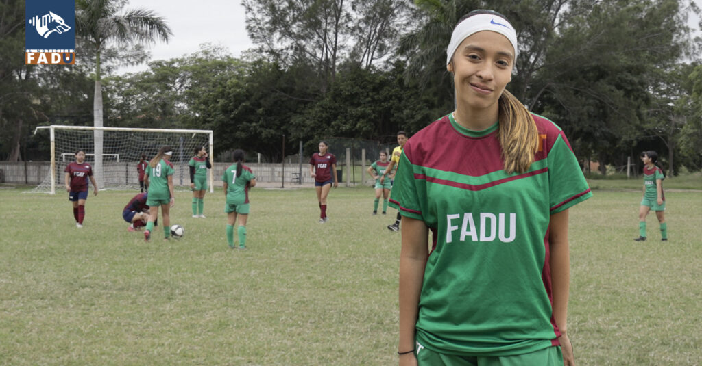 Deportistas FADU participan en final de fútbol